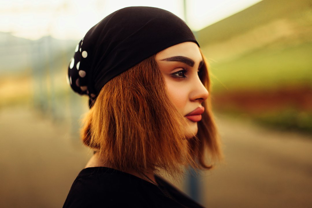 modeling style - Mastering Modeling Style for Promoting Products